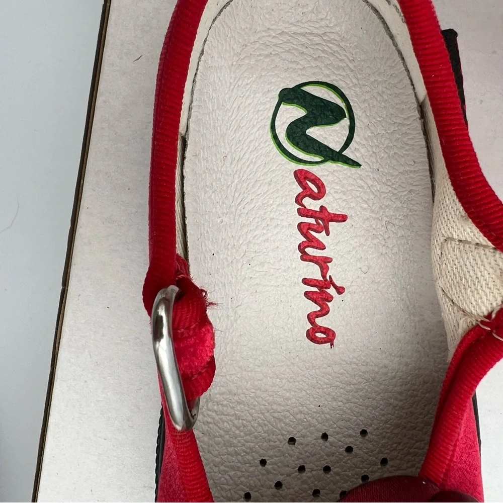 Naturino Velvet Mary‎ Jane Red Burgundy Girls Shoes Size 5